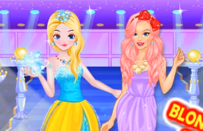 Blonde Vs Readhead Fashion Show